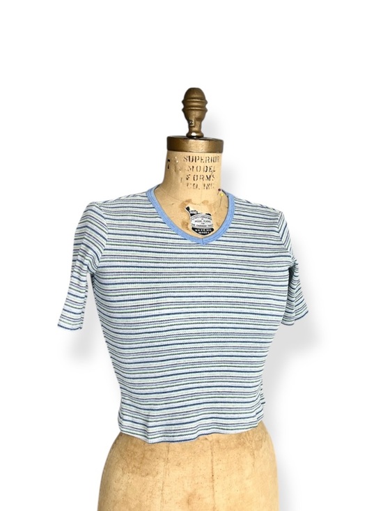 Vintage Tops - Vintage Y2K Blue and White Striped Crop Top 2000s Ribbed Knit Cropped Baby Tee